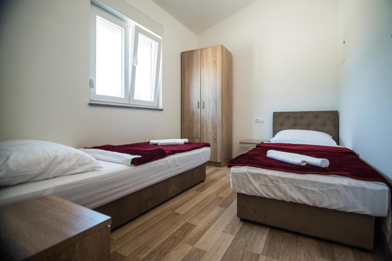 Apartments Slapovi Studenci Exterior photo