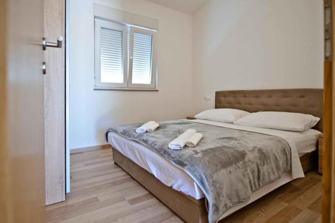 Apartments Slapovi Studenci Exterior photo