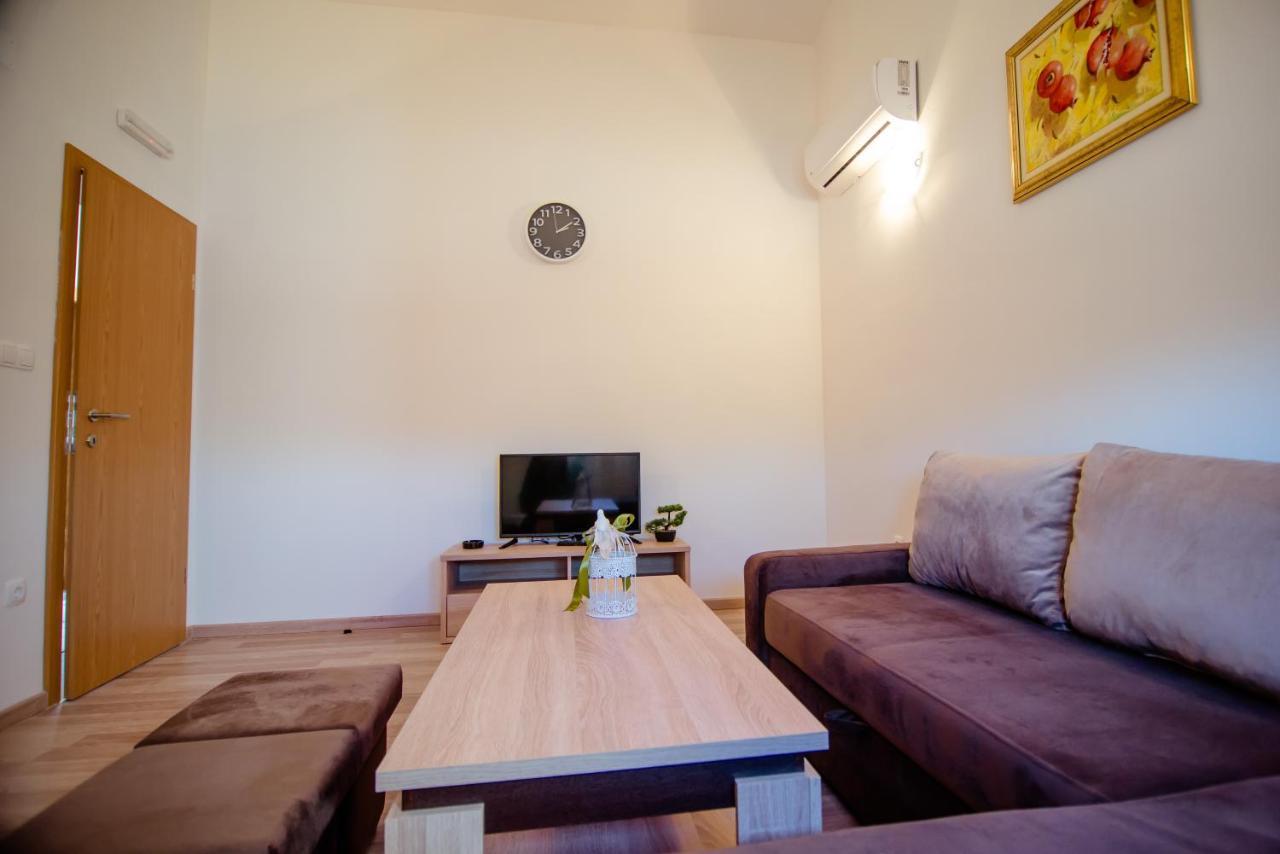 Apartments Slapovi Studenci Exterior photo